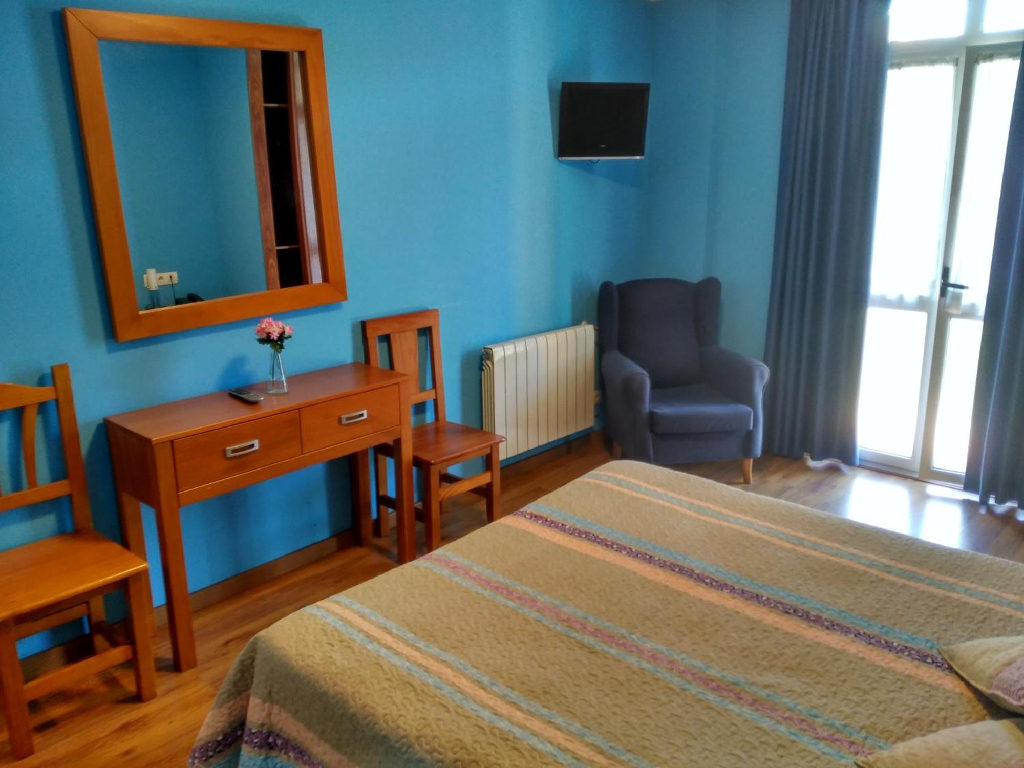 Hotel Águila Real Onís Pokoj fotografie