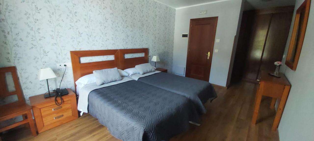 Hotel Águila Real Onís Exteriér fotografie